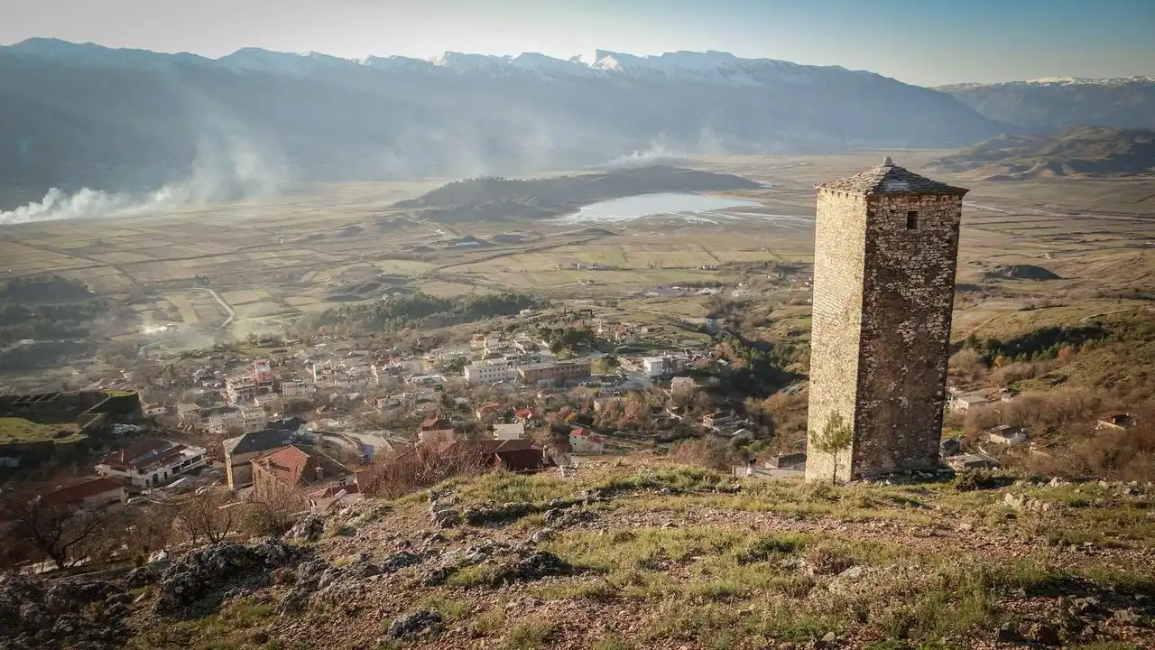 Essential Albanian Travel Phrases Every Tourist Needs To Know